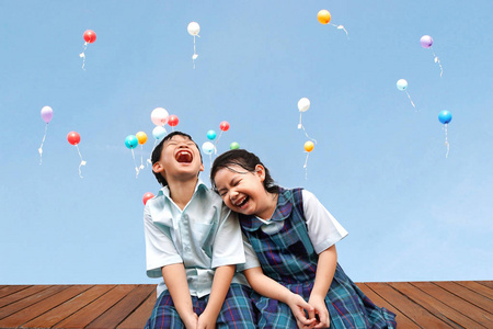学校,教育,家庭,儿童理念中可爱孩子的欢笑与幸福.照片