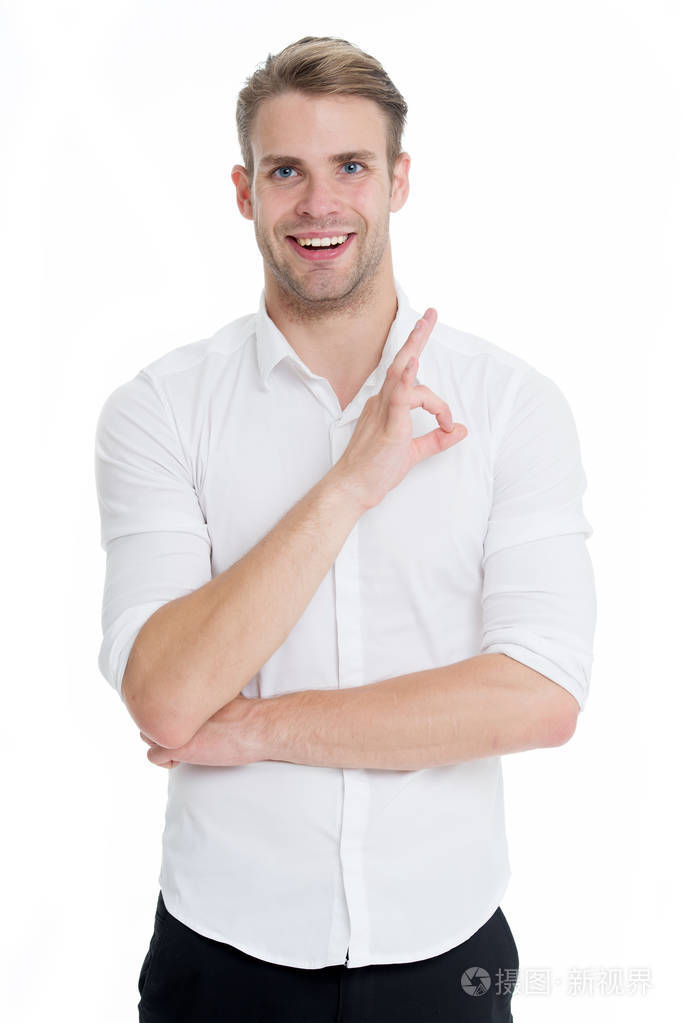 没有问题男人的笑脸摆出自信的样子准备帮助白人的背景有猪鬃的家伙很