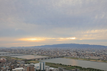 日本大阪市乌梅达天空建筑景观