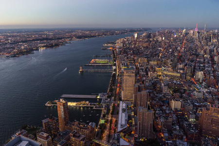 纽约天际线城景国际曼哈顿日落从世界贸易分