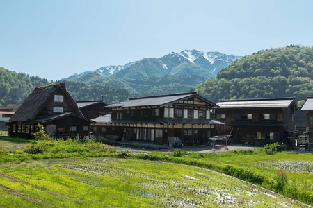 Gasho zukuri在Gokayama村的房子。由于其传统的Gassho zukuri房屋和附近岐阜县的白川国Shirak