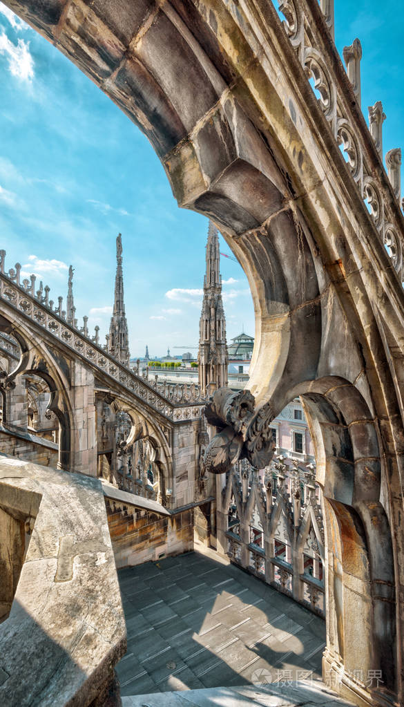 米兰大教堂屋顶意大利的豪华装饰.