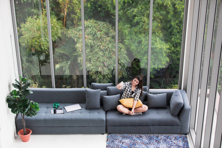 以愉快的方式自拍照片