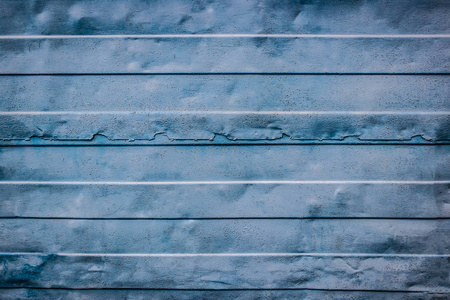 摇摇欲坠带凹槽图片