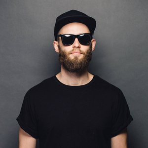 白袜男图片-白袜男素材-白袜男插画-摄图新视界