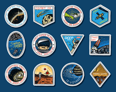 月亮倒影手工画图片