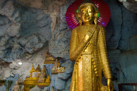 缅甸佛像图片