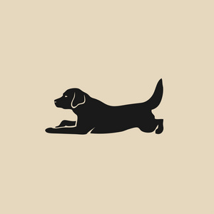 躺着的拉布拉多猎犬勾勒出米色背景的插图