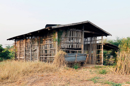 乡间小屋壁纸图片