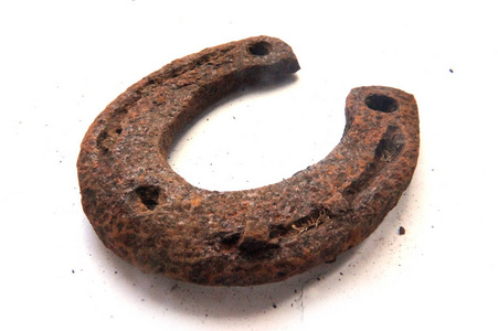 生锈的马蹄铁图片