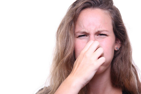 昆虫,犀牛座星云女人所有湿的腋窝她朋友嗅散发出恶臭女孩因恶臭而捏