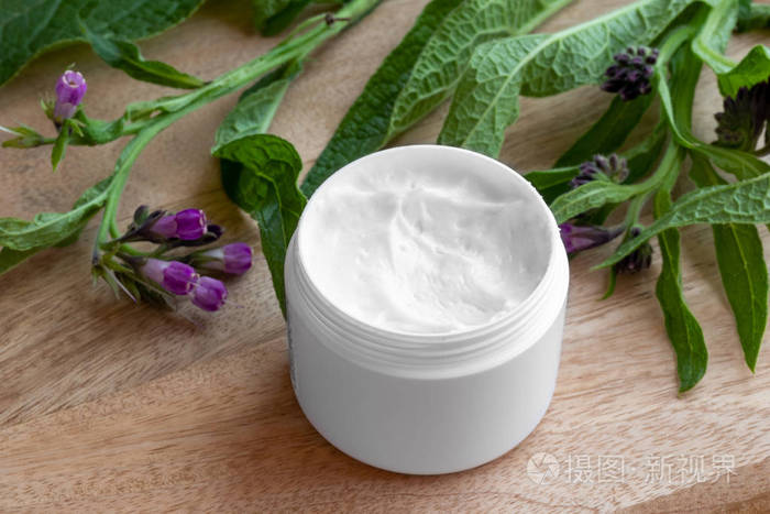鲜花香樟乳霜照片 正版商用图片131a 摄图新视界 鲜花香樟乳霜照片 正版商用图片131a 摄图新视界