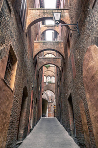 意大利锡耶纳的中世纪建筑和街道