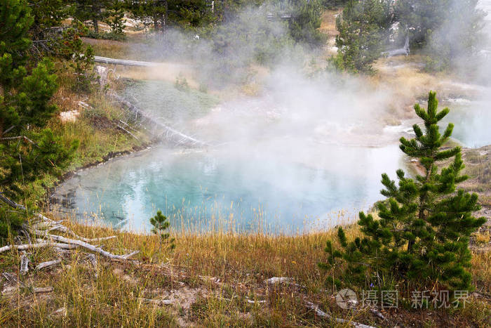 s Bluebell Pool located in the West Thumb Geyser Basin.