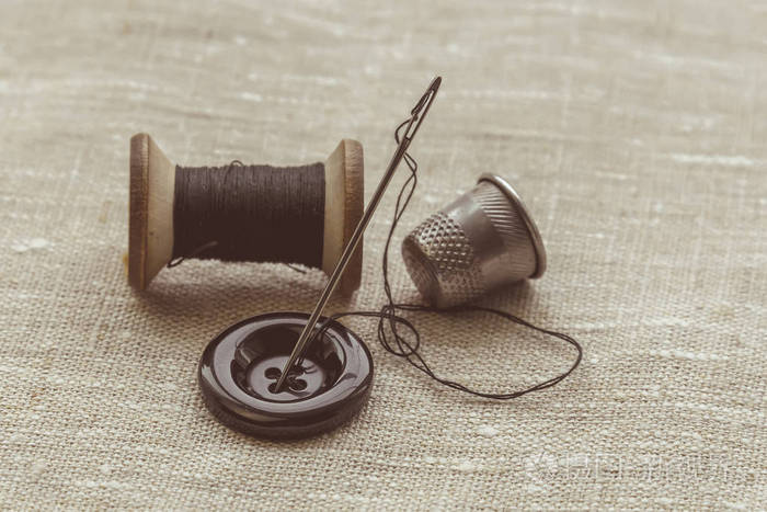 裁缝缝纫线的组成和编织灰线,针和纽扣的组成