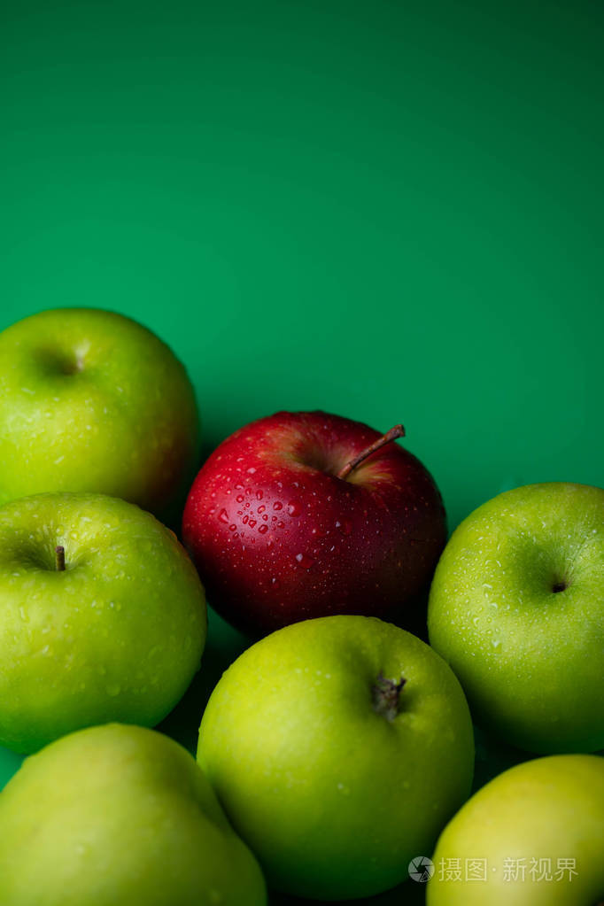 红绿鲜苹果集团,天然水果健康照片-正版商用图片1326q7-摄图新视界