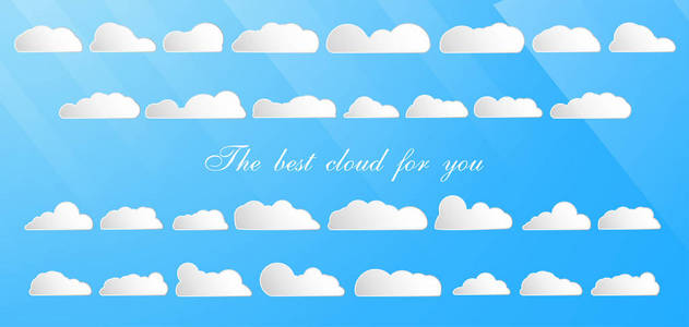 一组最好的云隔离在蓝色背景上，文本空间和光线。