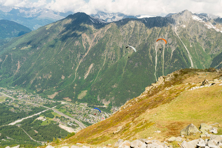 查莫尼克斯山谷的风景，从阿吉耶杜米迪，蒙布朗山，豪特萨伊，法国