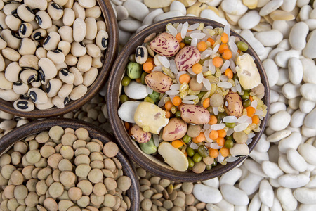  mixed raw legumes, background