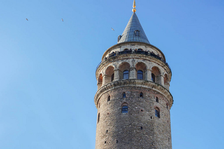 加拉塔塔，比约格鲁，伊斯坦布尔，TurkeGalata塔是一座位于伊斯坦布尔加拉塔地区的塔。建筑建于528年，是城市最重要的标志