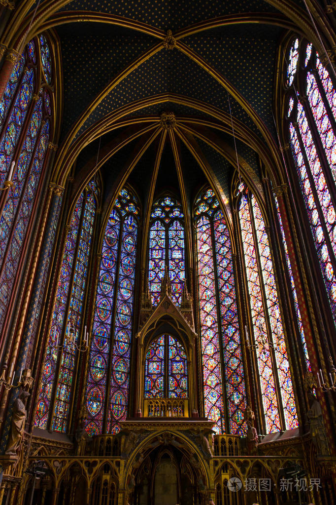 13世纪哥特式教堂内部,巴黎圣查佩尔照片-正版商用图片139cqh-摄图新