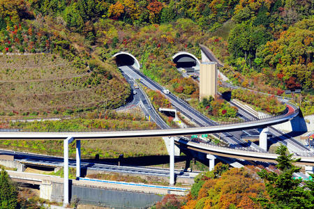 山中隧道