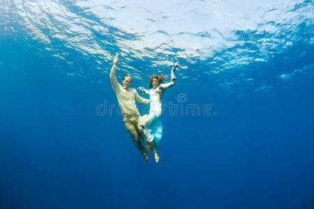 爱在水下