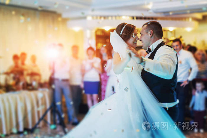 结婚新郎煽情话_幼儿园老师和家长说的煽情话_煽情话