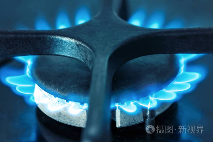 煤气炉上的煤气燃烧器火焰关闭