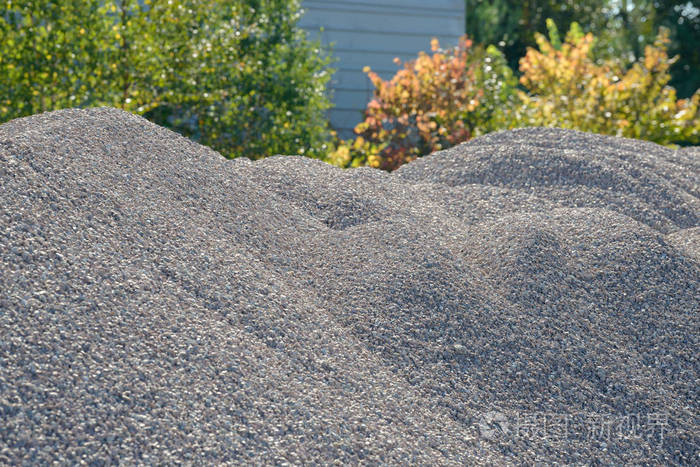 碎石背景道路碎石砾石质地碎石背景成堆的石灰石岩石在施工现场打碎