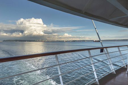 英国哥伦比亚英国湾, 温哥华, 不列颠哥伦比亚, 加拿大从巡航船甲板