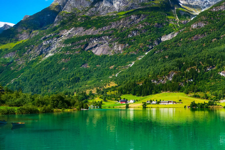 挪威 Nordfjord 全景和山风景