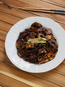 韩国食品海鲜Jajangmyeon