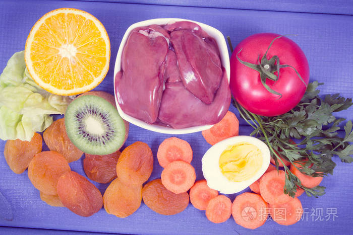 含有维生素a膳食纤维和天然矿物质的老式照片食品健康营养饮食概念