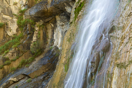 罗罗斯瀑布在布罗托比利牛斯省胡斯卡省阿拉贡西班牙。