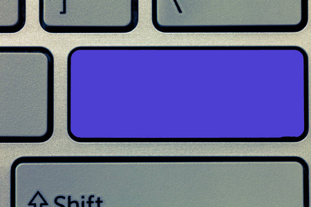 设计业务概念空白复制文本为 Web 横幅促销材料模拟模板键盘关键意图创建计算机消息, 按键盘的想法