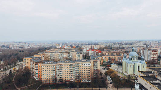 鸟瞰城市, 公园, 道路从鸟类鸟瞰。乌克兰 Ternopil