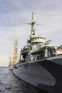 格迪尼亚港的战舰。 波兰