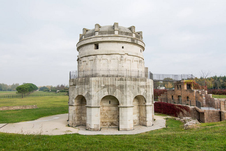 意大利拉文纳陵墓MausoleoDeodorico