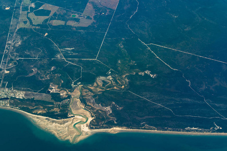 伯鲁姆海岸和金库纳海滩的鸟瞰图。 澳大利亚昆士兰