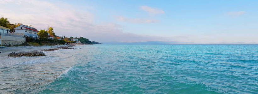 夏天希腊美丽的海岸
