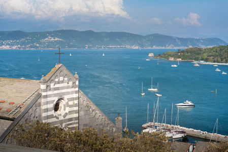 多利亚城堡图片