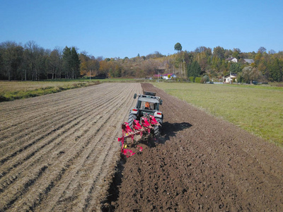 s everyday life. Processing of land. The agrarian.