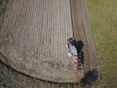 s everyday life. Processing of land. The agrarian.