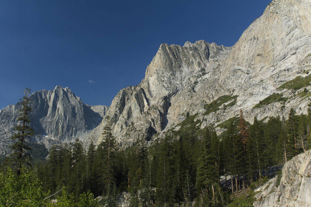 山的自然风景