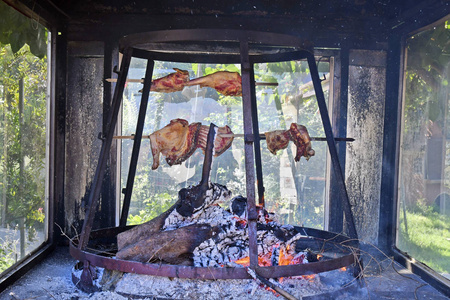 希腊火烤羊肉一种传统的烹饪食品