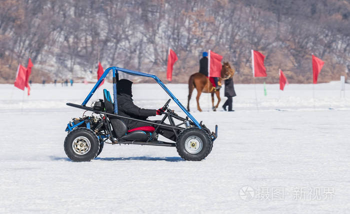 冬季操场雪4wd娱乐