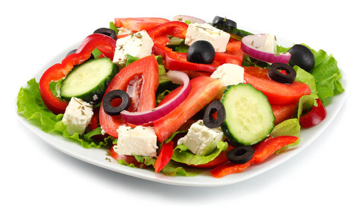 方形盘子希腊沙拉隔在白色上。 新鲜蔬菜沙拉