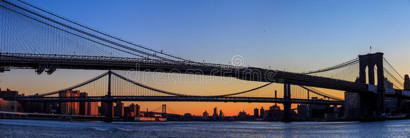 日出时的布鲁克林大桥