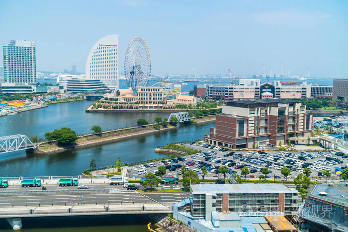 日本横滨市天际线上美丽的建筑外观